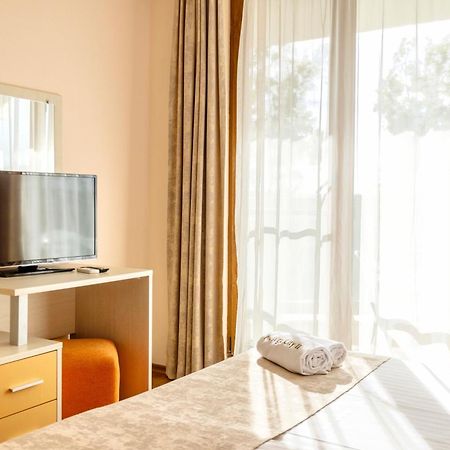 Aparthotel Hotel Prestige City II Primorsko Eksteriør billede