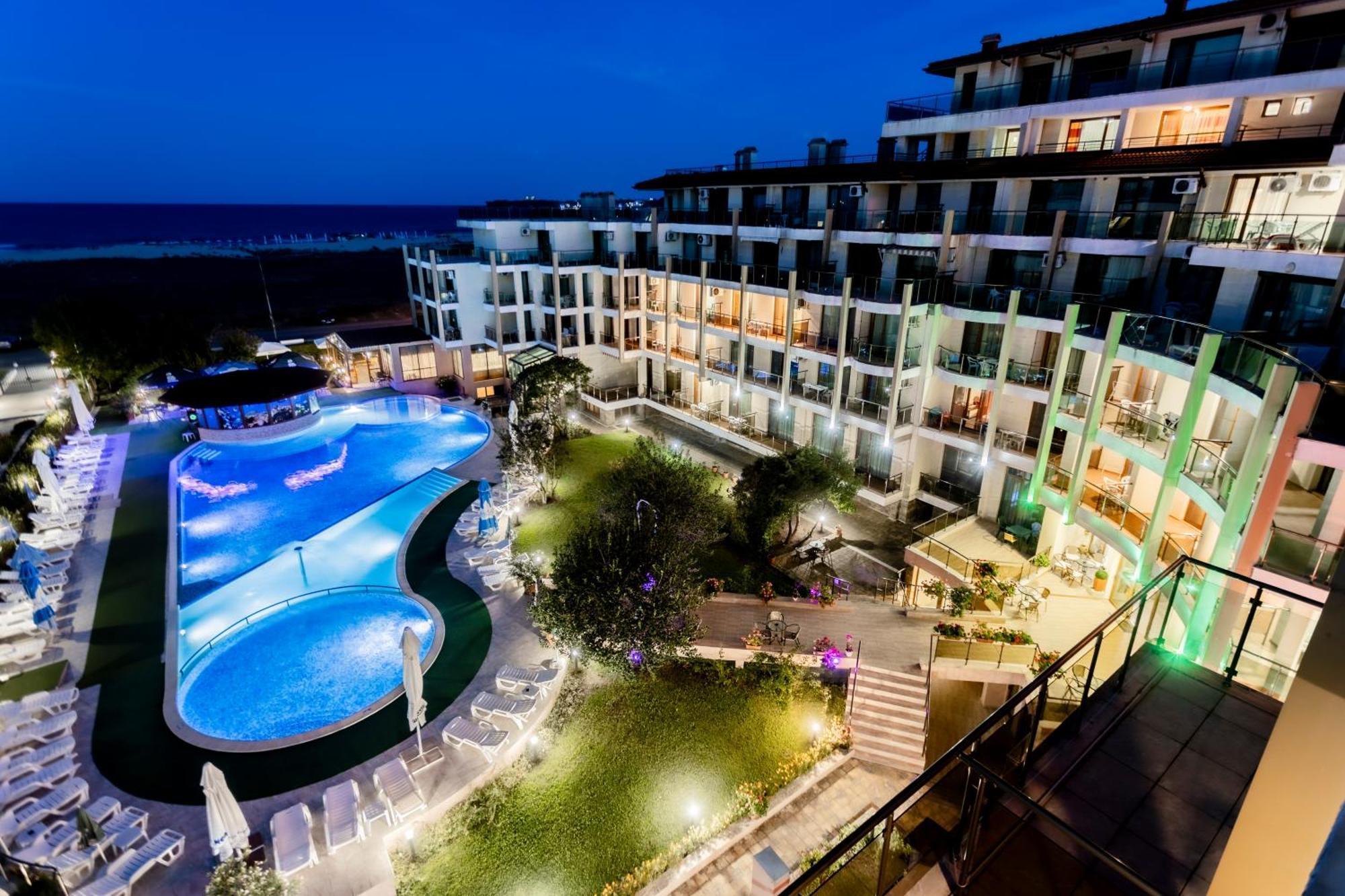 Aparthotel Hotel Prestige City II Primorsko Eksteriør billede