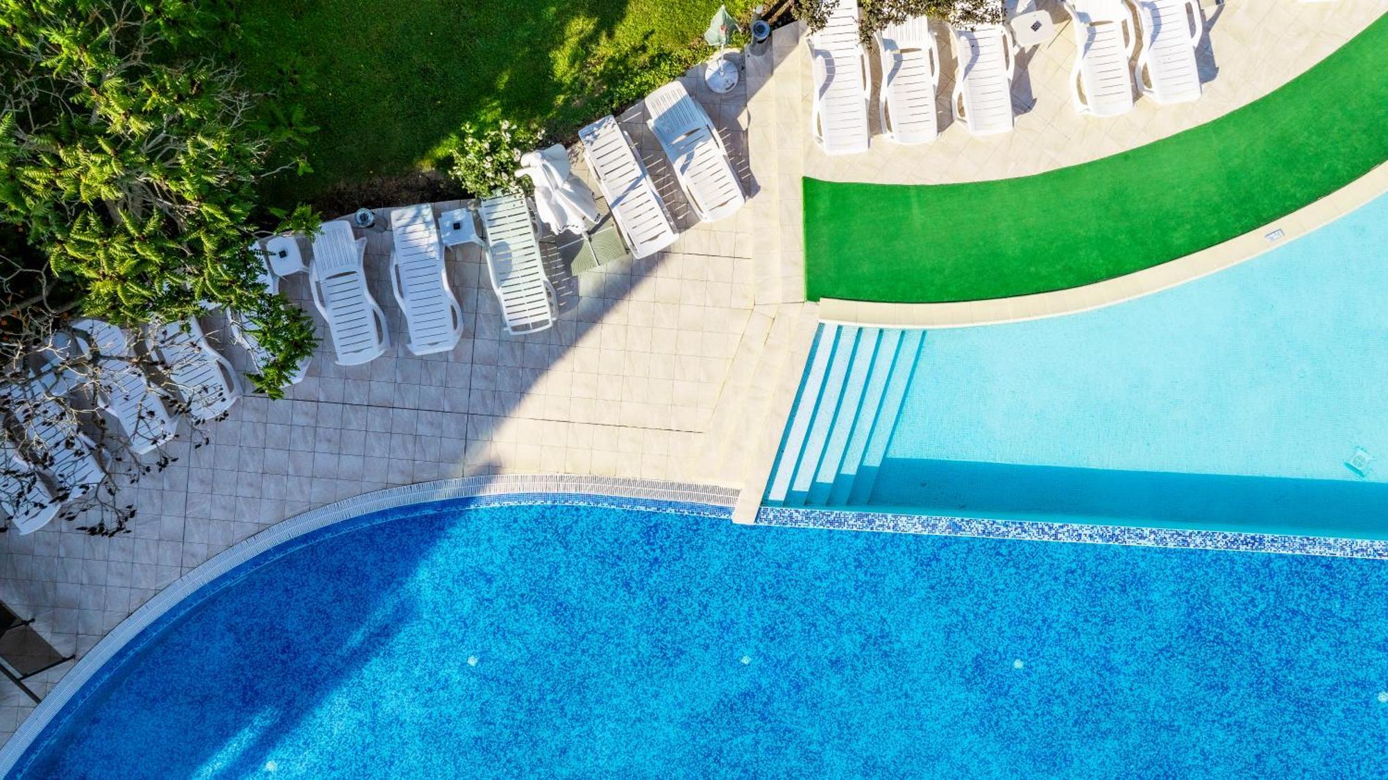Aparthotel Hotel Prestige City II Primorsko Eksteriør billede