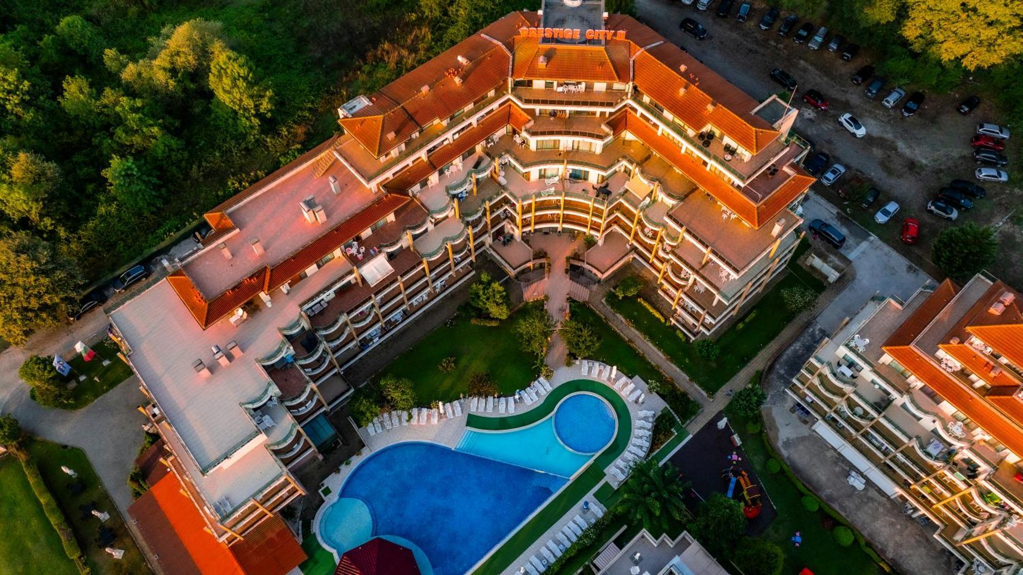 Aparthotel Hotel Prestige City II Primorsko Eksteriør billede