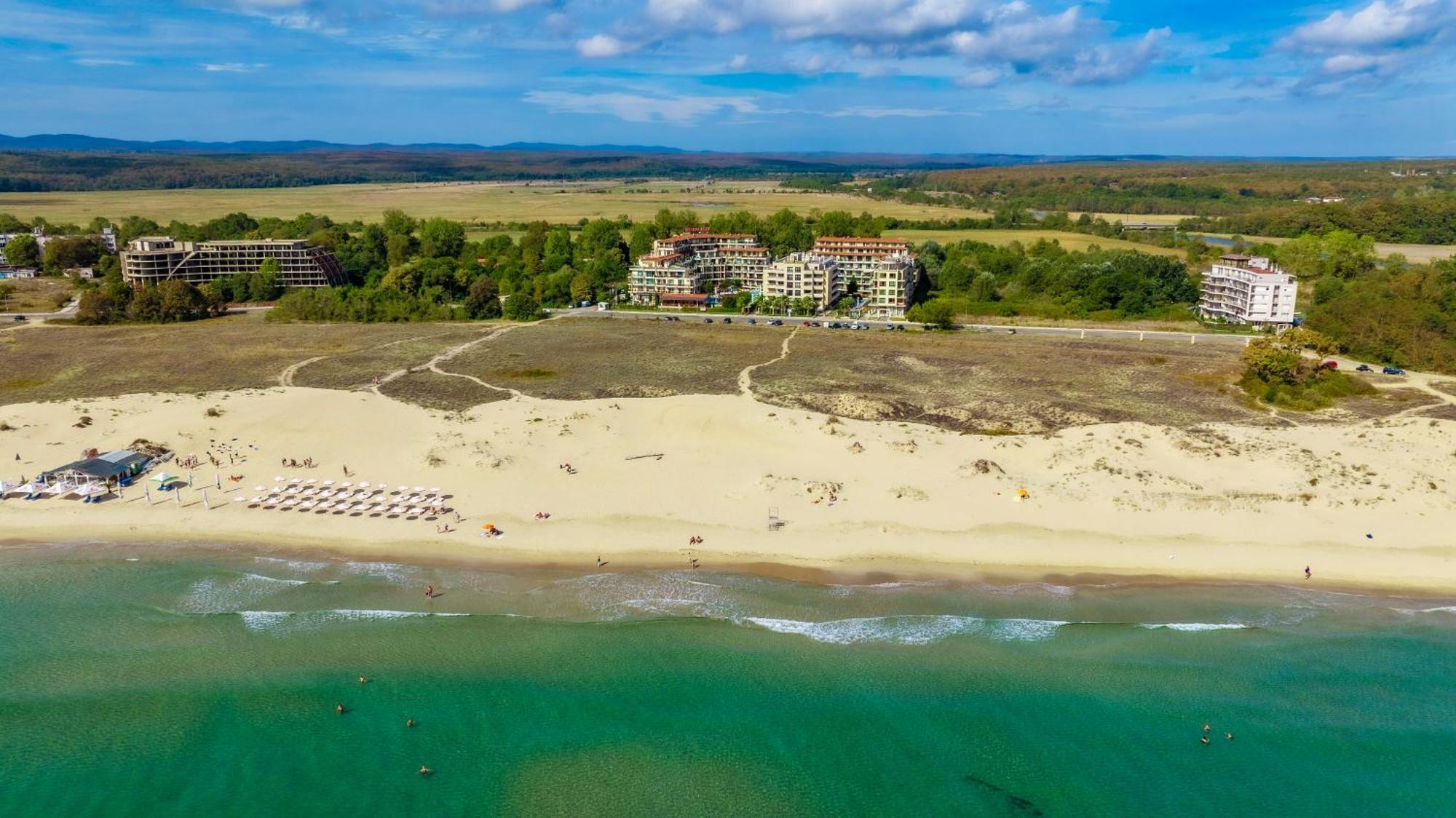 Aparthotel Hotel Prestige City II Primorsko Eksteriør billede
